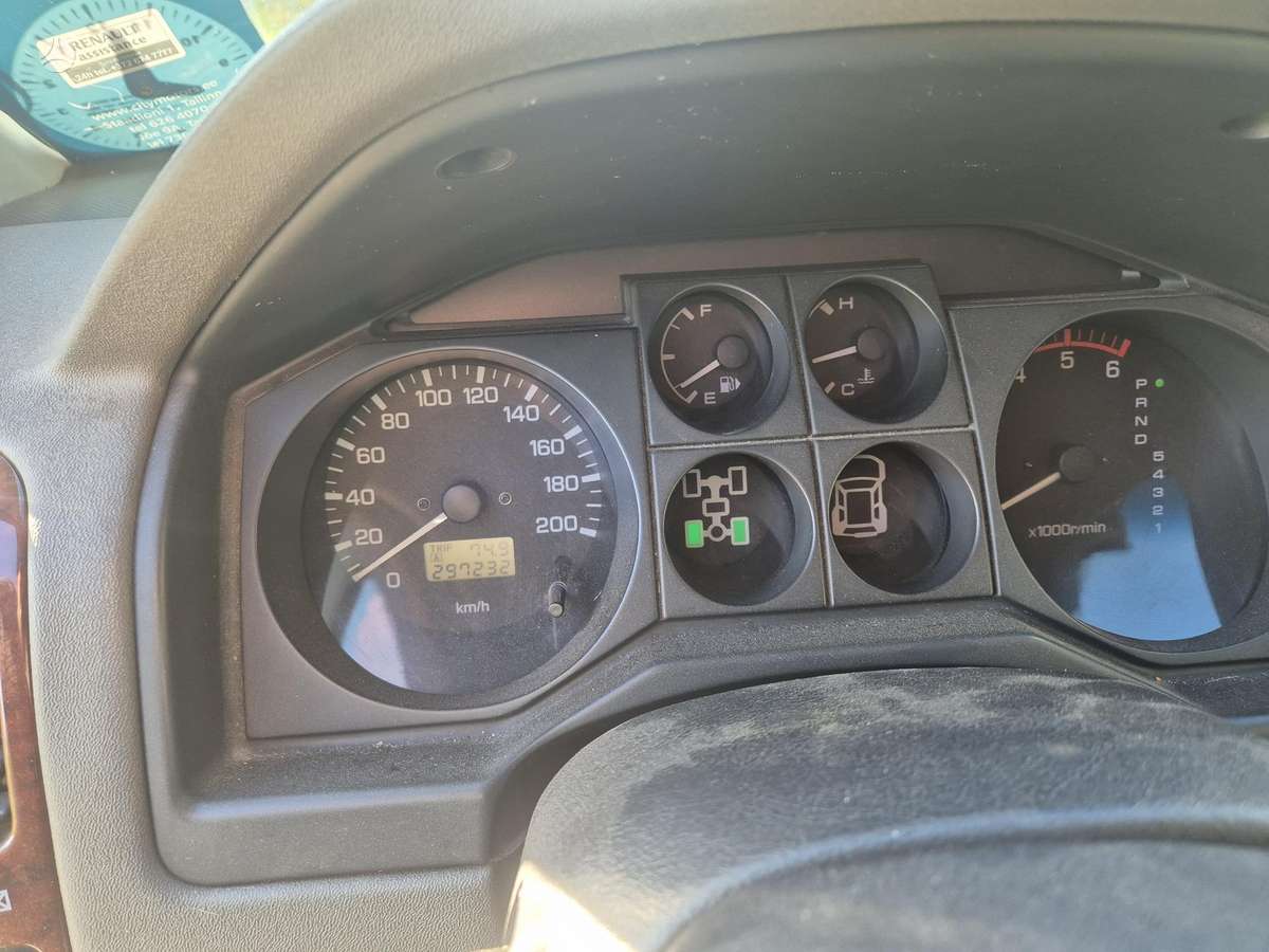 Mitsubishi Pajero 2004 — photo 15
