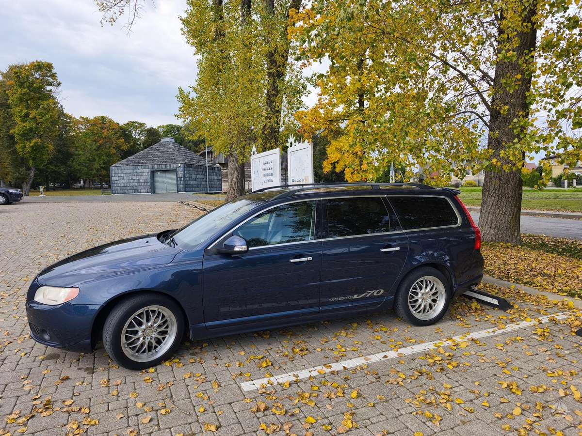 Volvo V70 2009 — photo 6