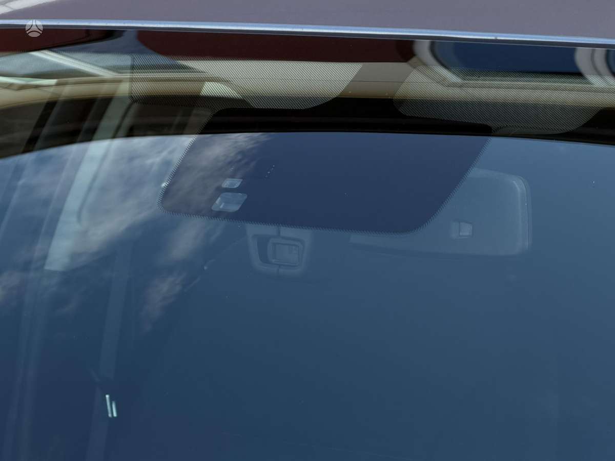 Opel Insignia 2009 — photo 11