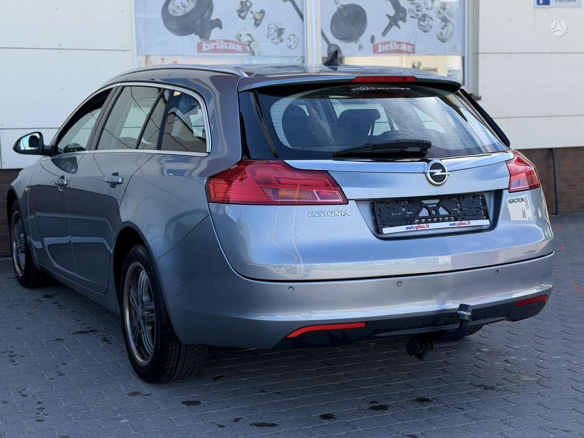 Opel Insignia 2009 — photo 5