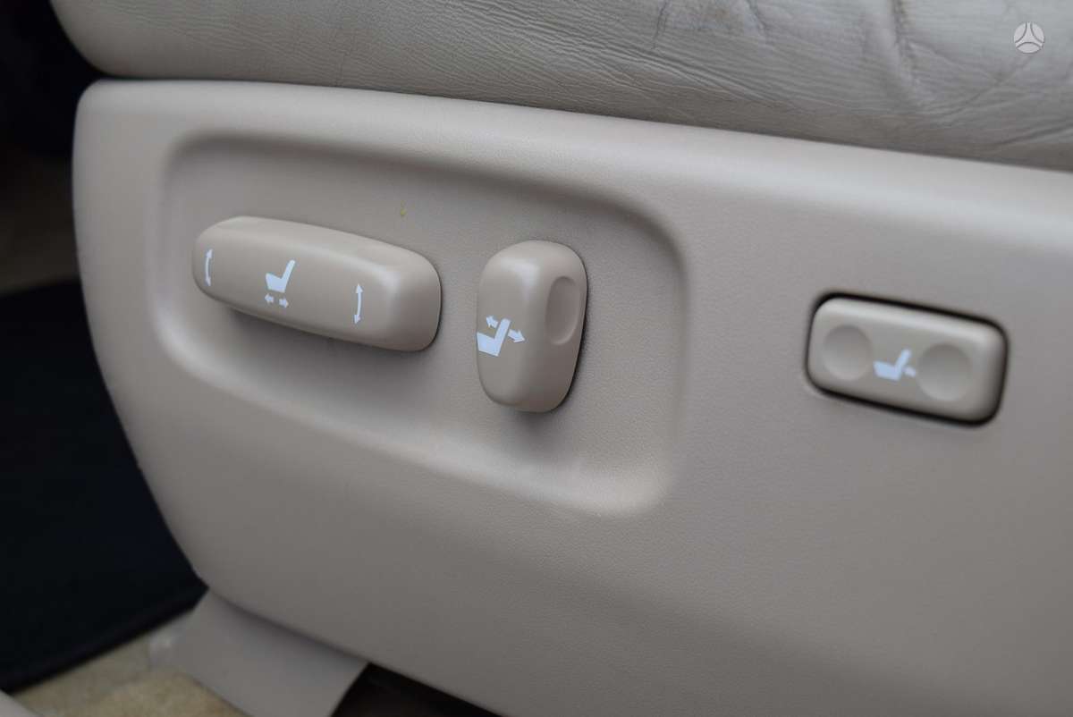 Lexus RX 2006 — photo 13
