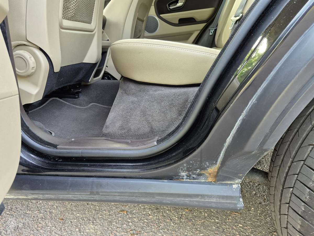 Land Rover 2012 — photo 11