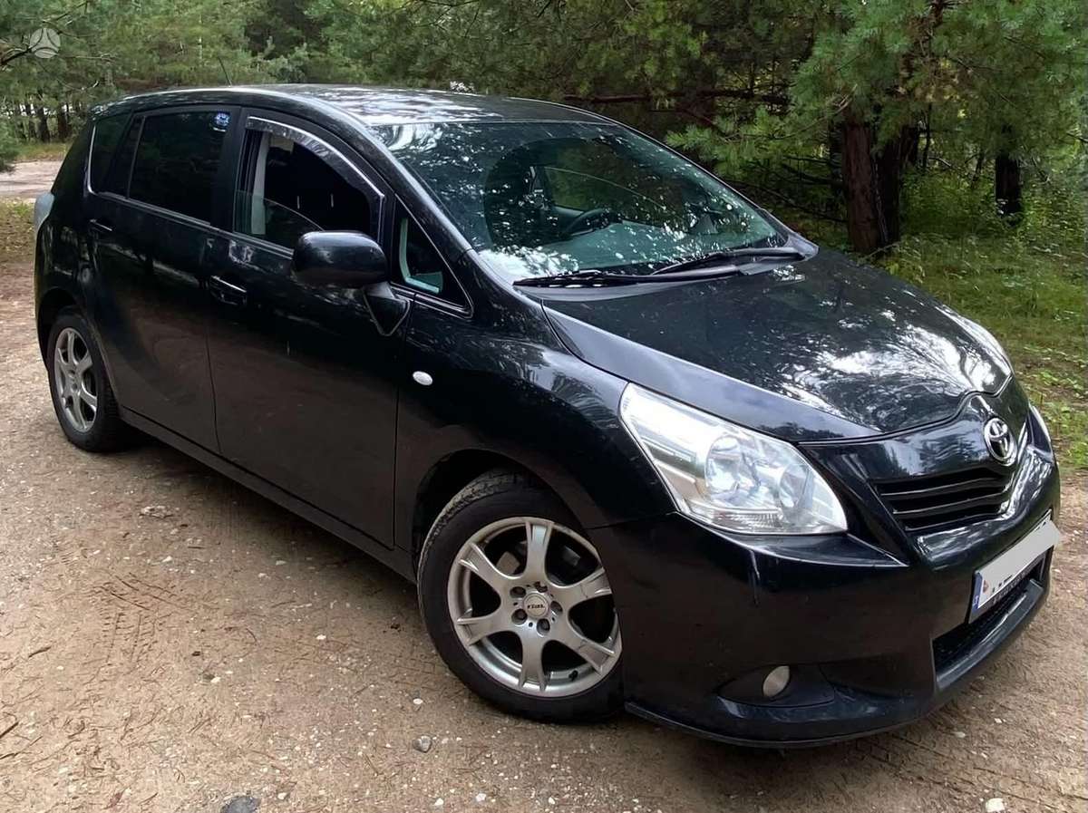 Toyota Verso, 2010