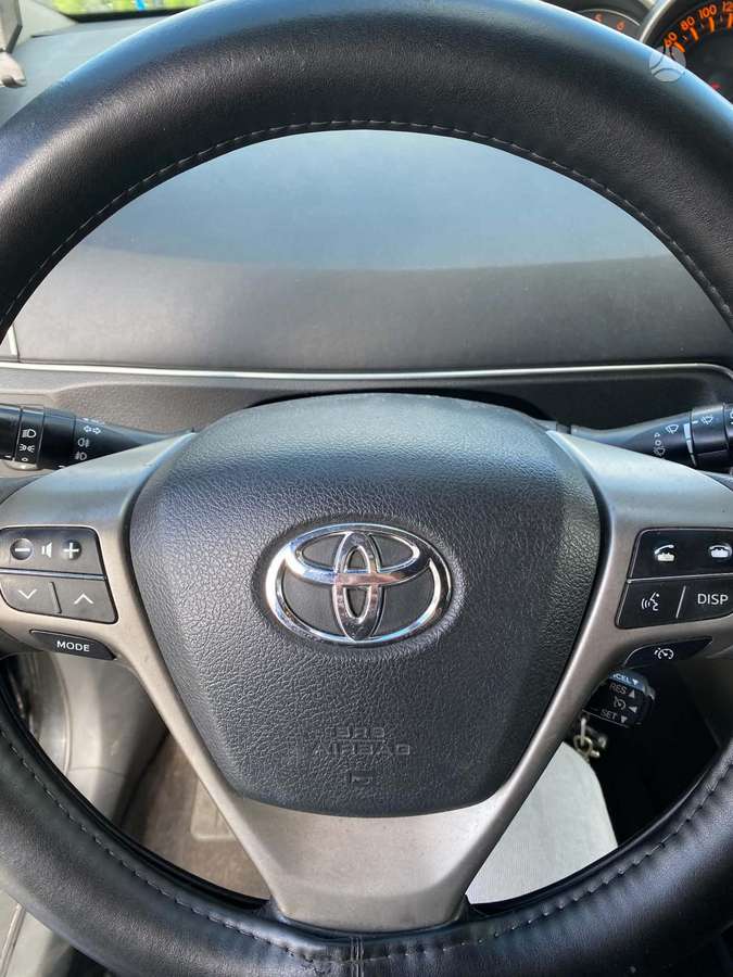 Toyota Verso 2010 — photo 13