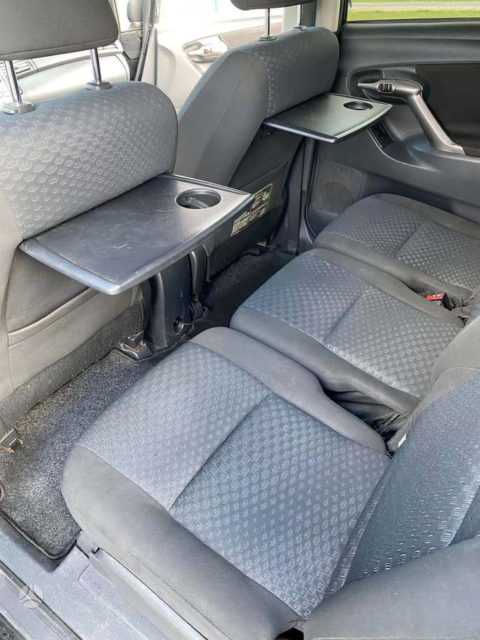 Toyota Verso 2010 — photo 9