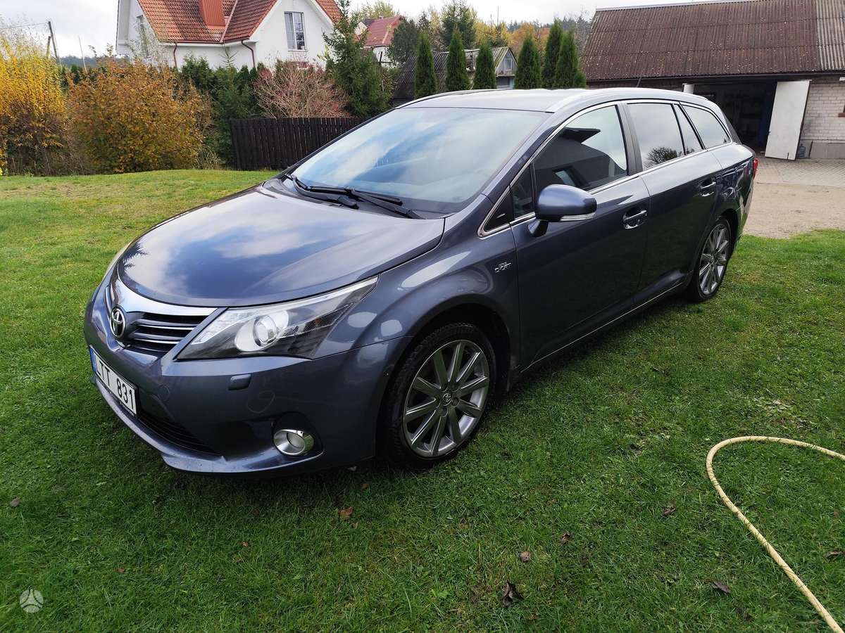 Toyota Avensis 2012 — vehicle for AFU Ukraine