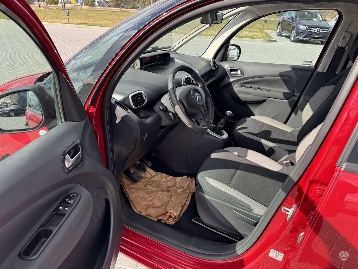 Citroen C3 2014 — photo 12