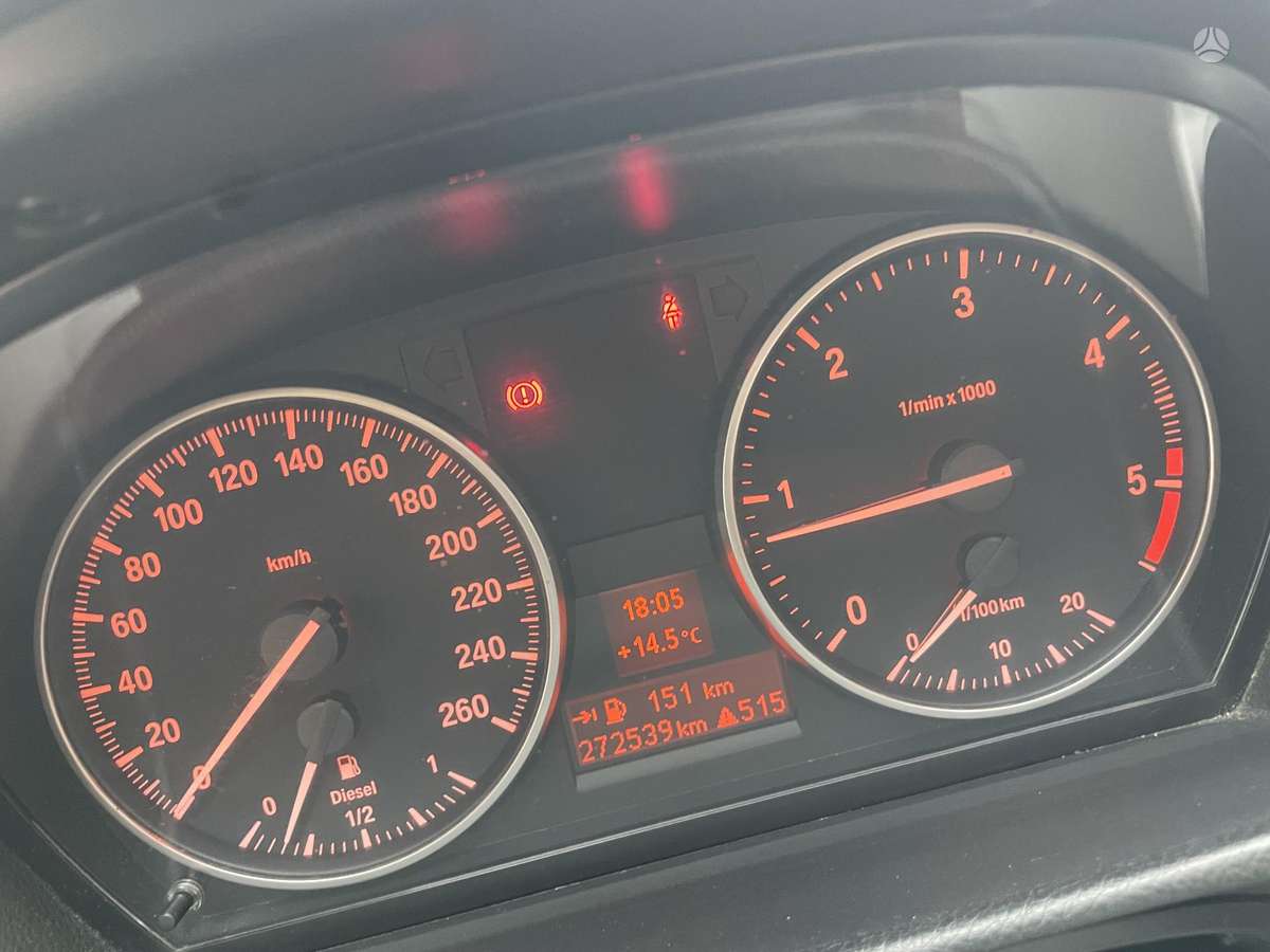 BMW 318 2008 — photo 10