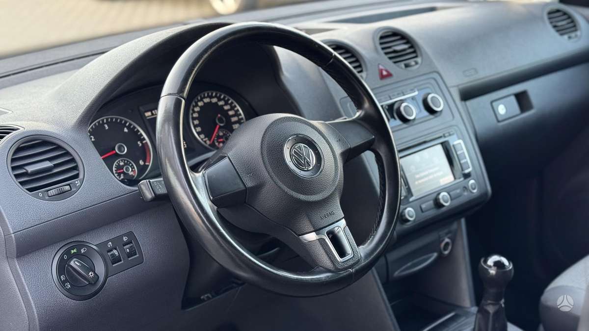 Volkswagen Caddy 2011 — photo 13