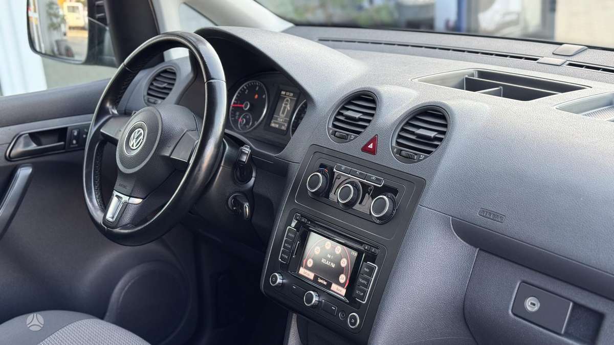 Volkswagen Caddy 2011 — photo 14