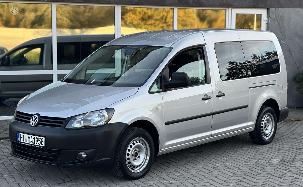 Volkswagen Caddy 2011 — interior