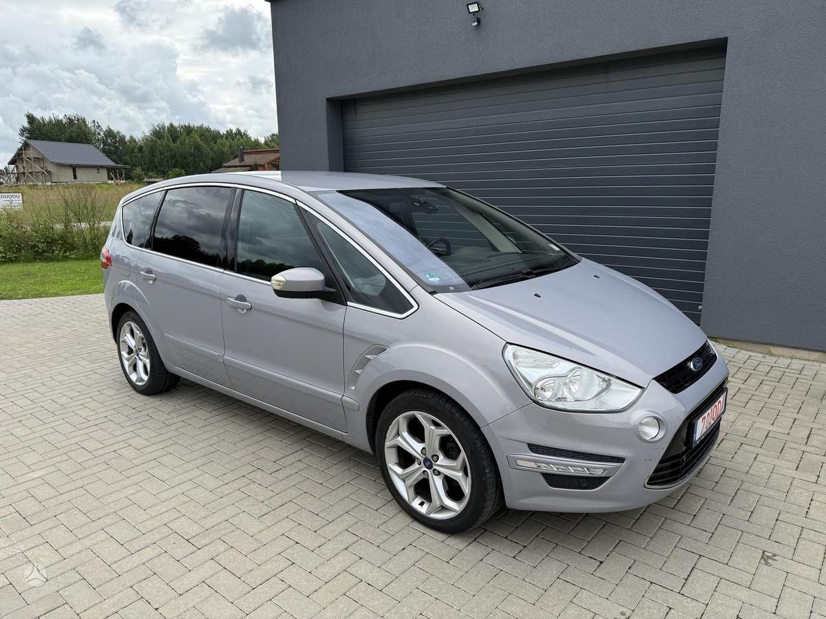 Ford S-MAX 2011 — photo 10