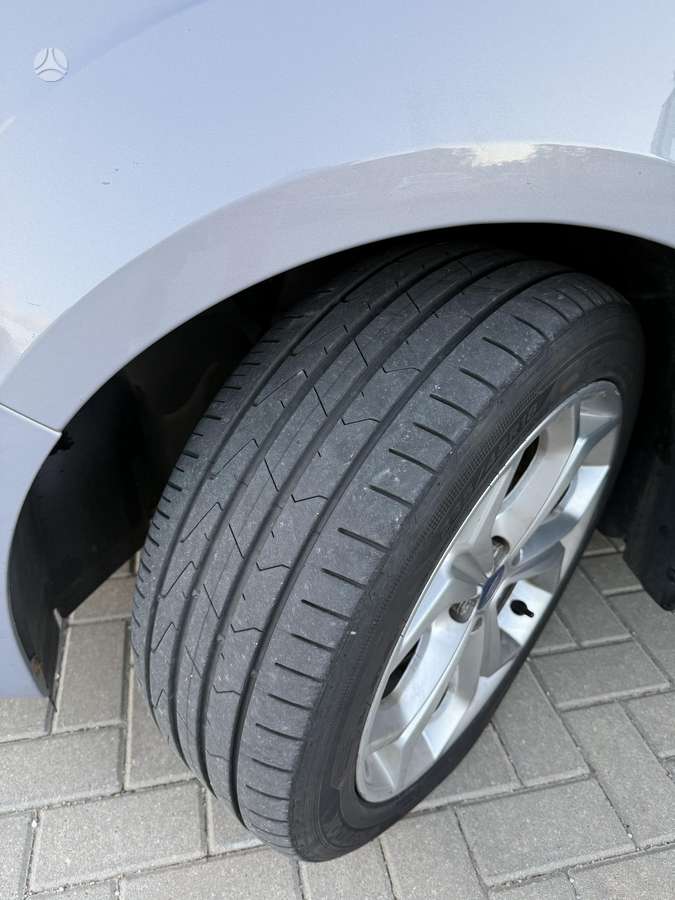 Ford S-MAX 2011 — photo 7