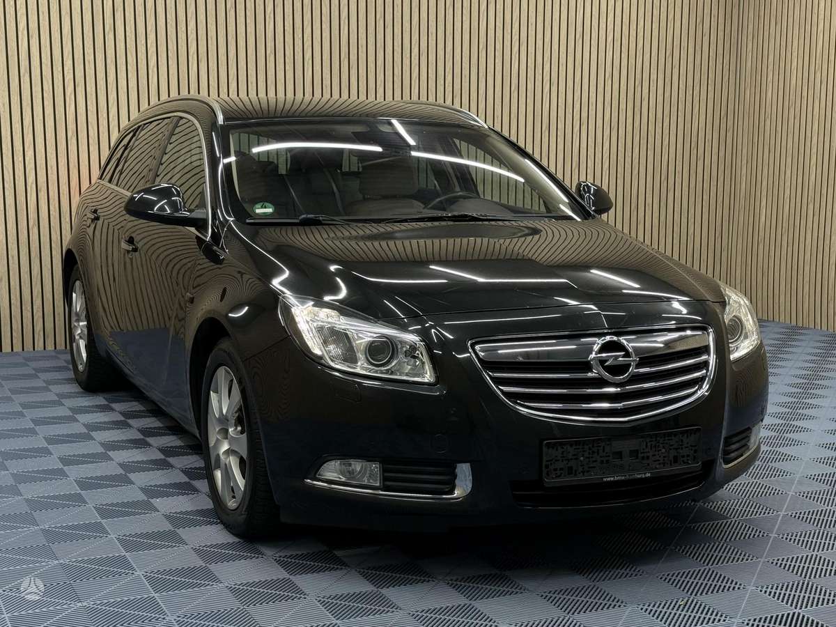 Opel Insignia, 2010