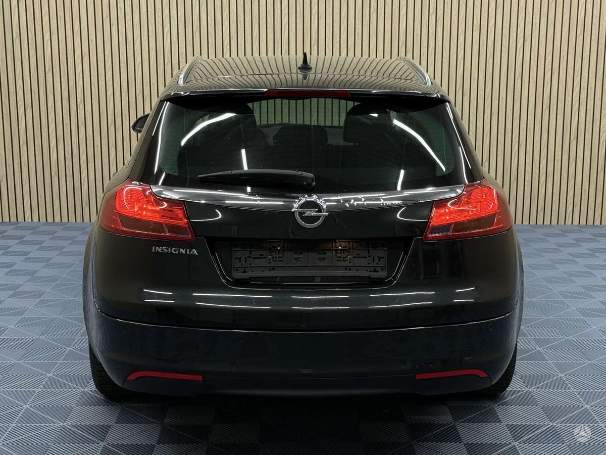 Opel Insignia 2010 — photo 6