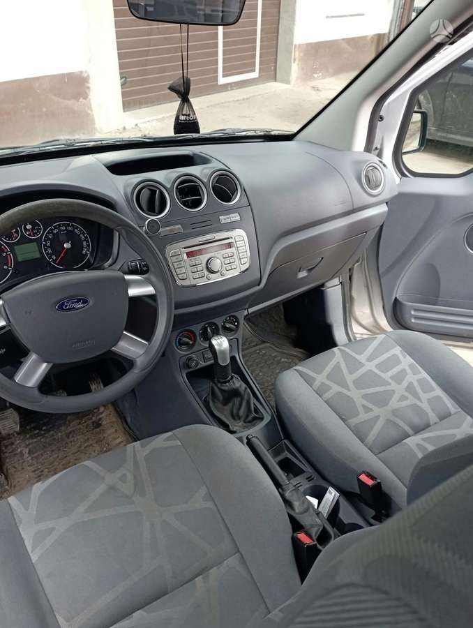 Ford Tourneo 2012 — interior