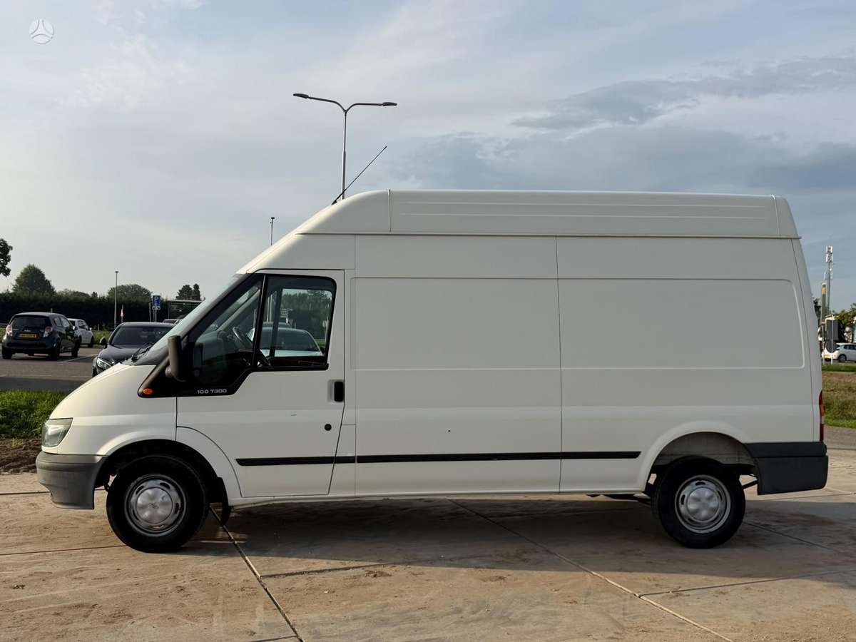 Ford Transit 2006 — photo 12