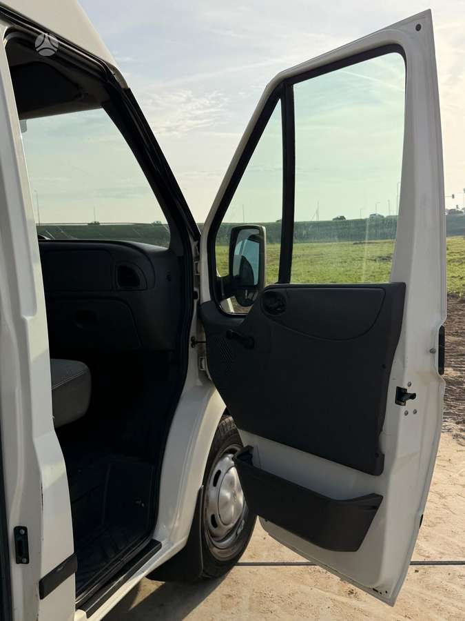 Ford Transit 2006 — photo 18