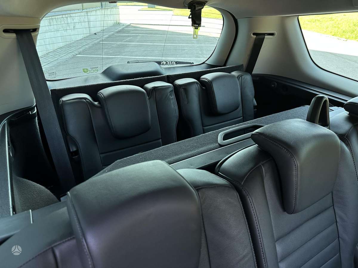 Renault Scenic 2010 — photo 19