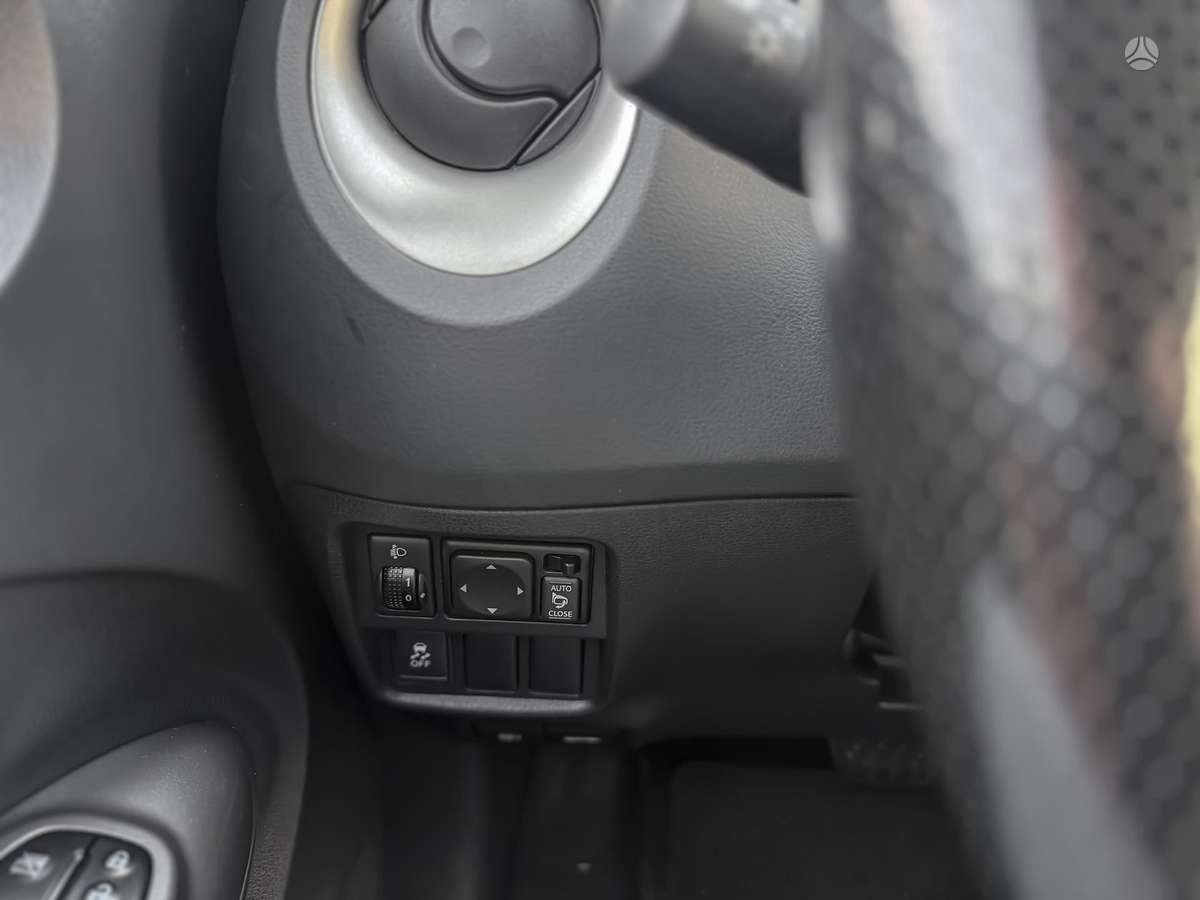 Nissan Juke 2013 — photo 21