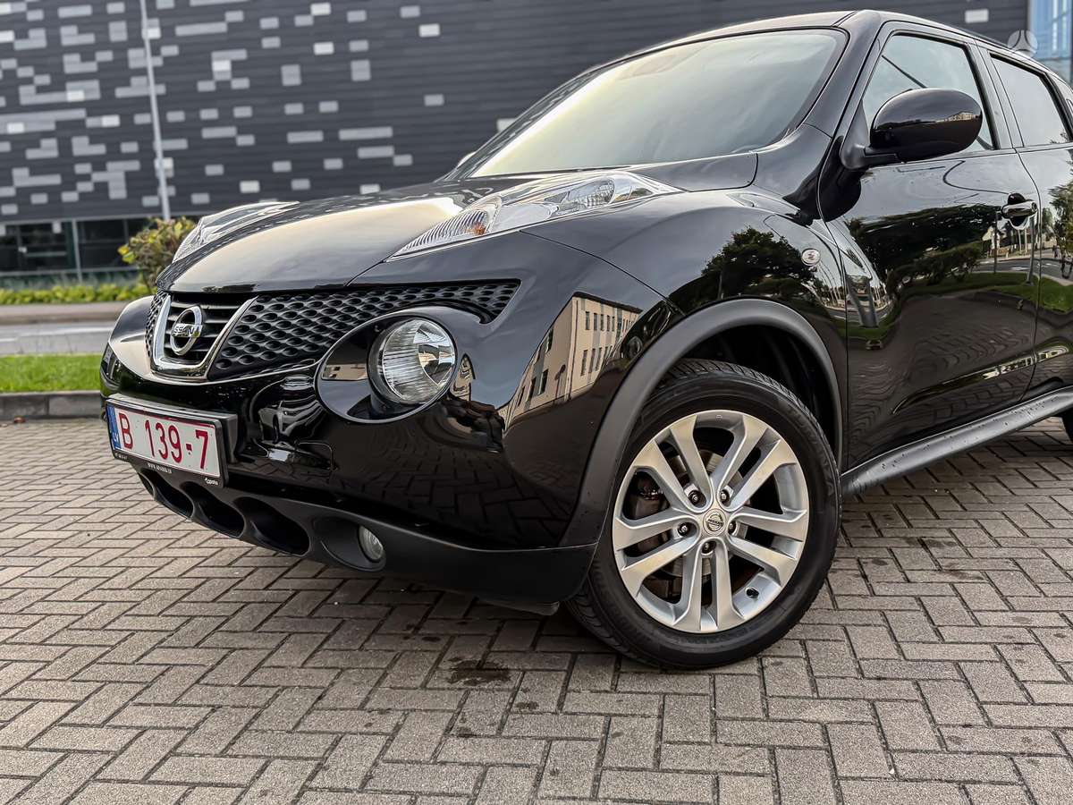 Nissan Juke 2013 — engine 1618 cm³, 200 HP (147kW)