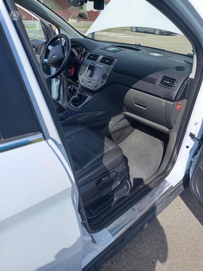 Ford Kuga 2009 — photo 13