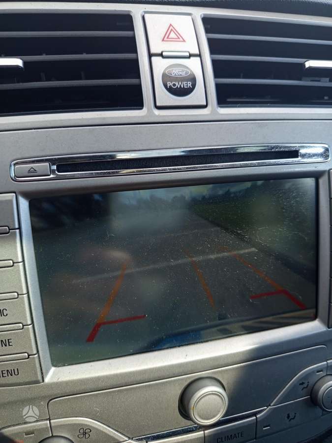 Ford Kuga 2009 — photo 16