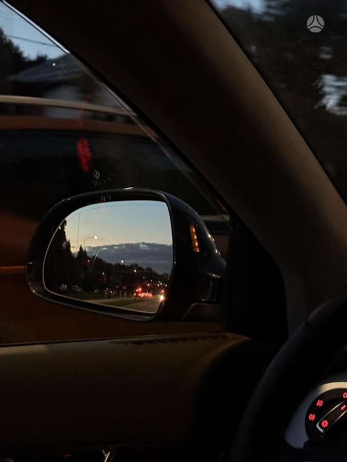 Audi A6 2011 — photo 16