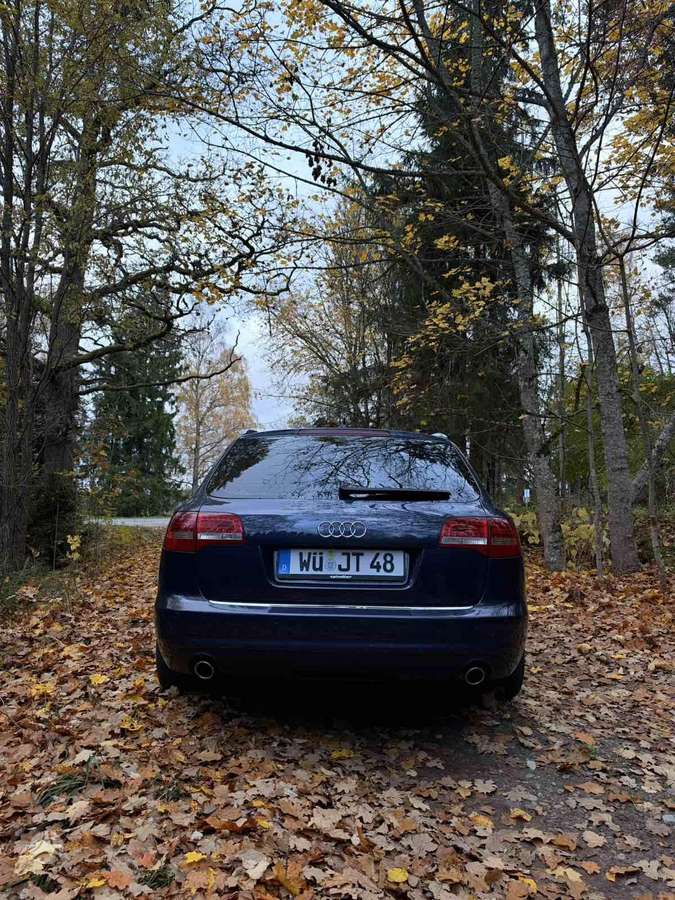Audi A6 2011 — photo 8