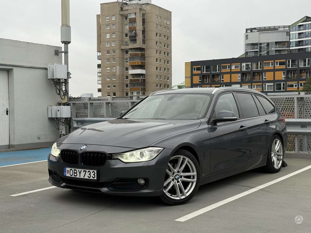 BMW 318, 2013