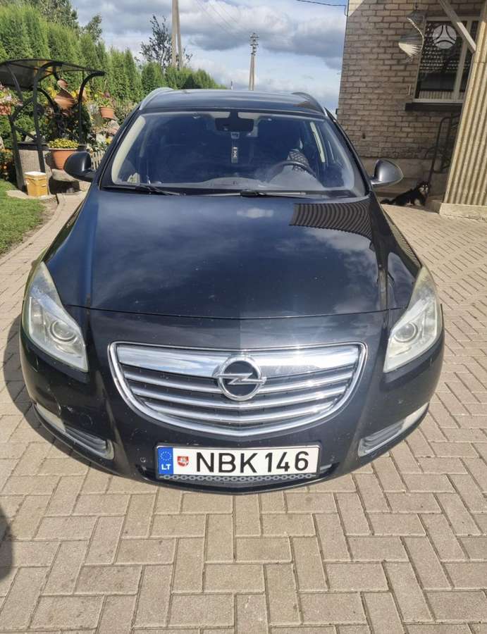 Opel Insignia 2009 — vehicle for AFU Ukraine