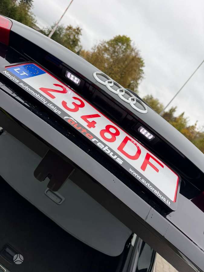 Audi A4 2012 — photo 21