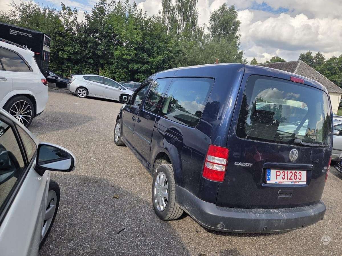 Volkswagen Caddy 2011 — interior