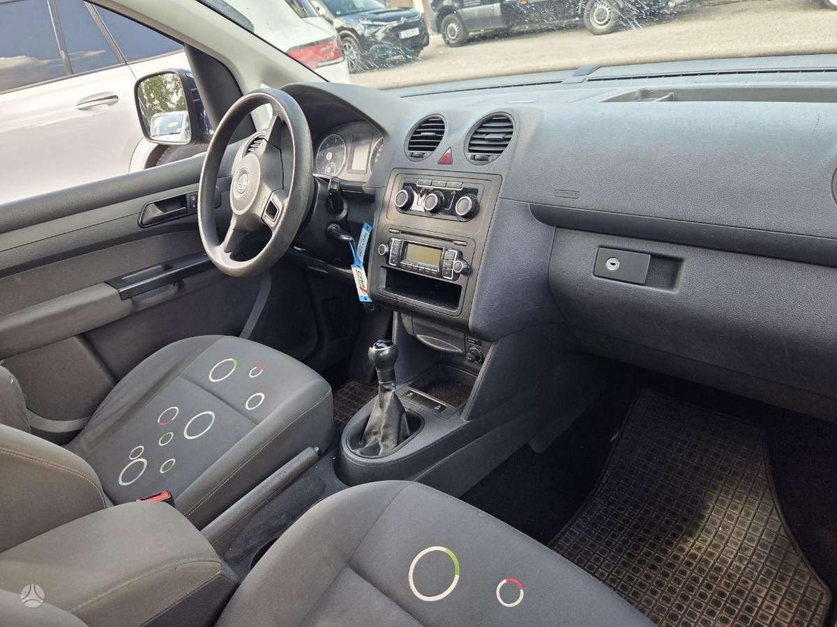 Volkswagen Caddy 2011 — photo 5