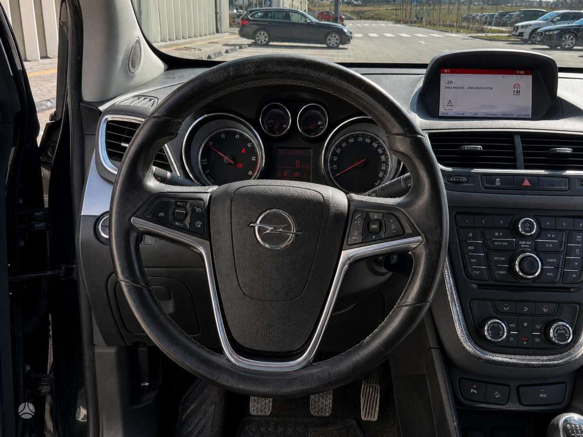 Opel Mokka 2014 — photo 16
