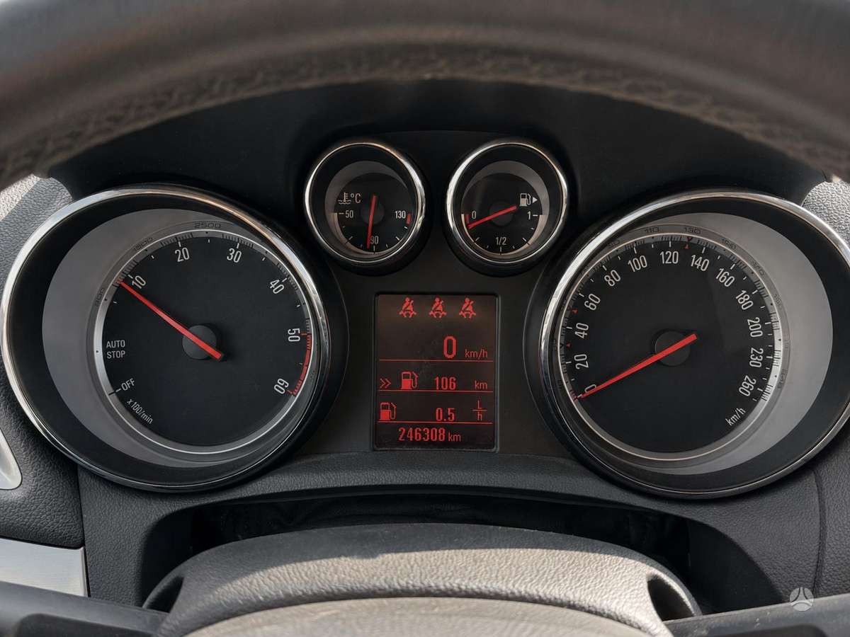 Opel Mokka 2014 — photo 19