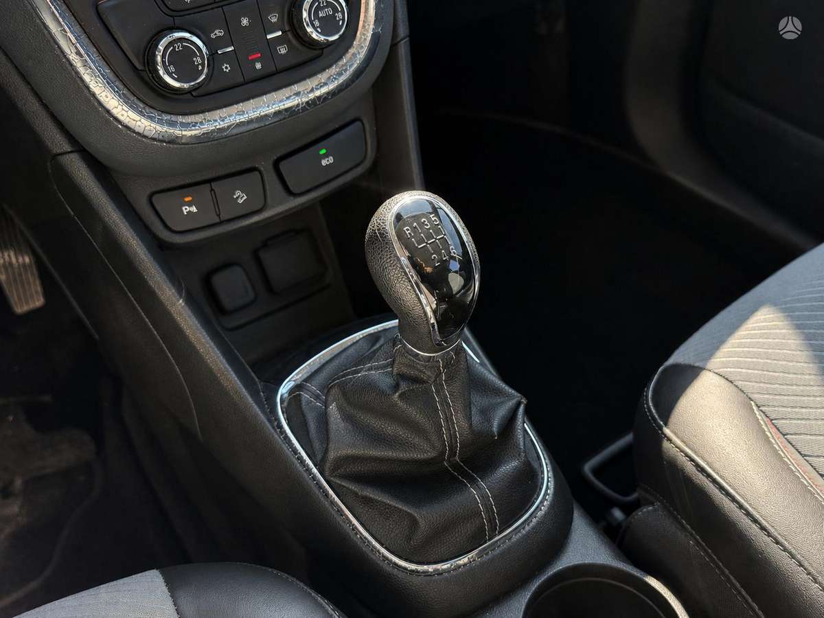 Opel Mokka 2014 — photo 24