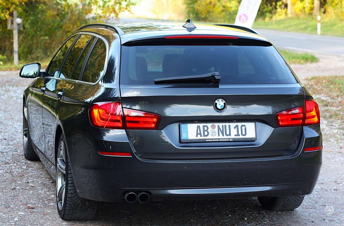 BMW 520 2013 — photo 10