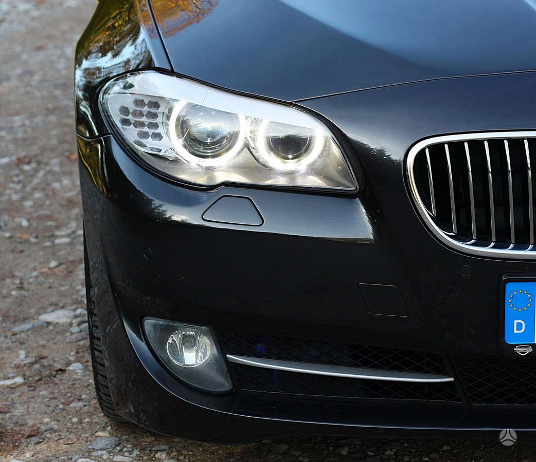 BMW 520 2013 — engine 1995 cm³, 184 HP (135kW)