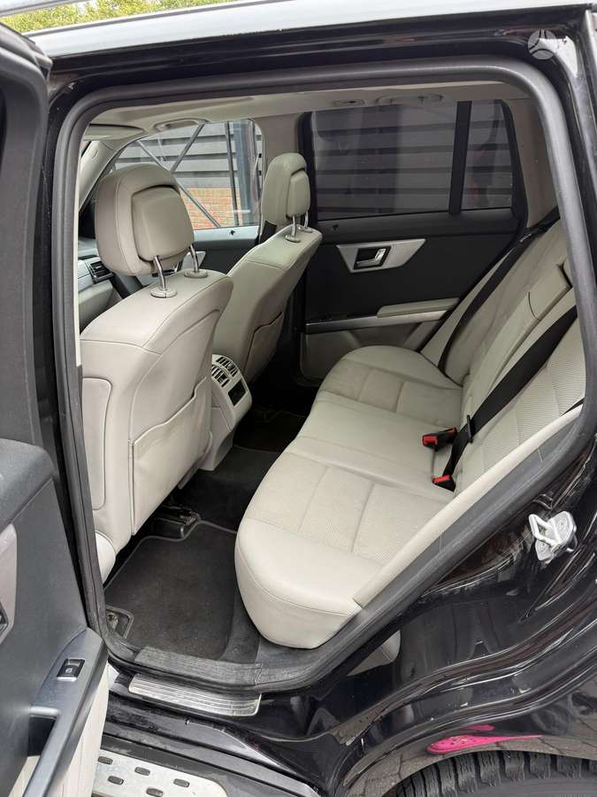 Mercedes-Benz GLK220 2011 — photo 12