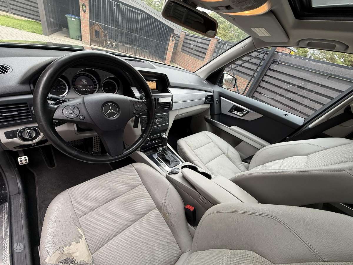 Mercedes-Benz GLK220 2011 — photo 8