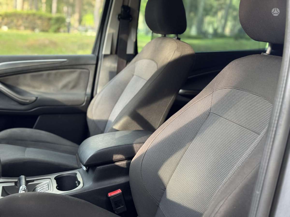 Ford S-MAX 2007 — photo 14