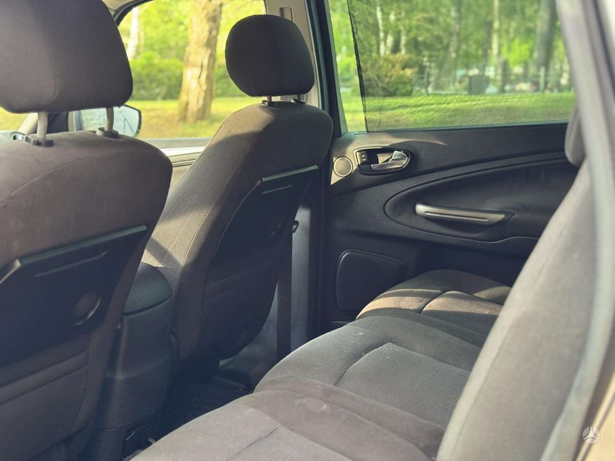 Ford S-MAX 2007 — photo 15