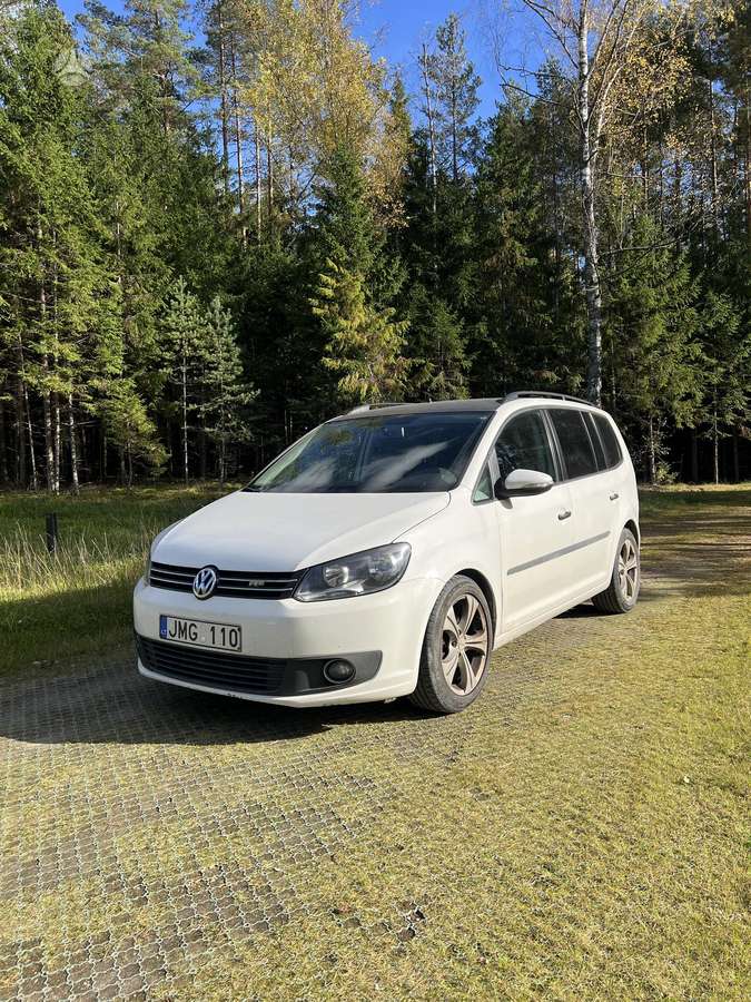 Volkswagen Touran 2013 — vehicle for AFU Ukraine