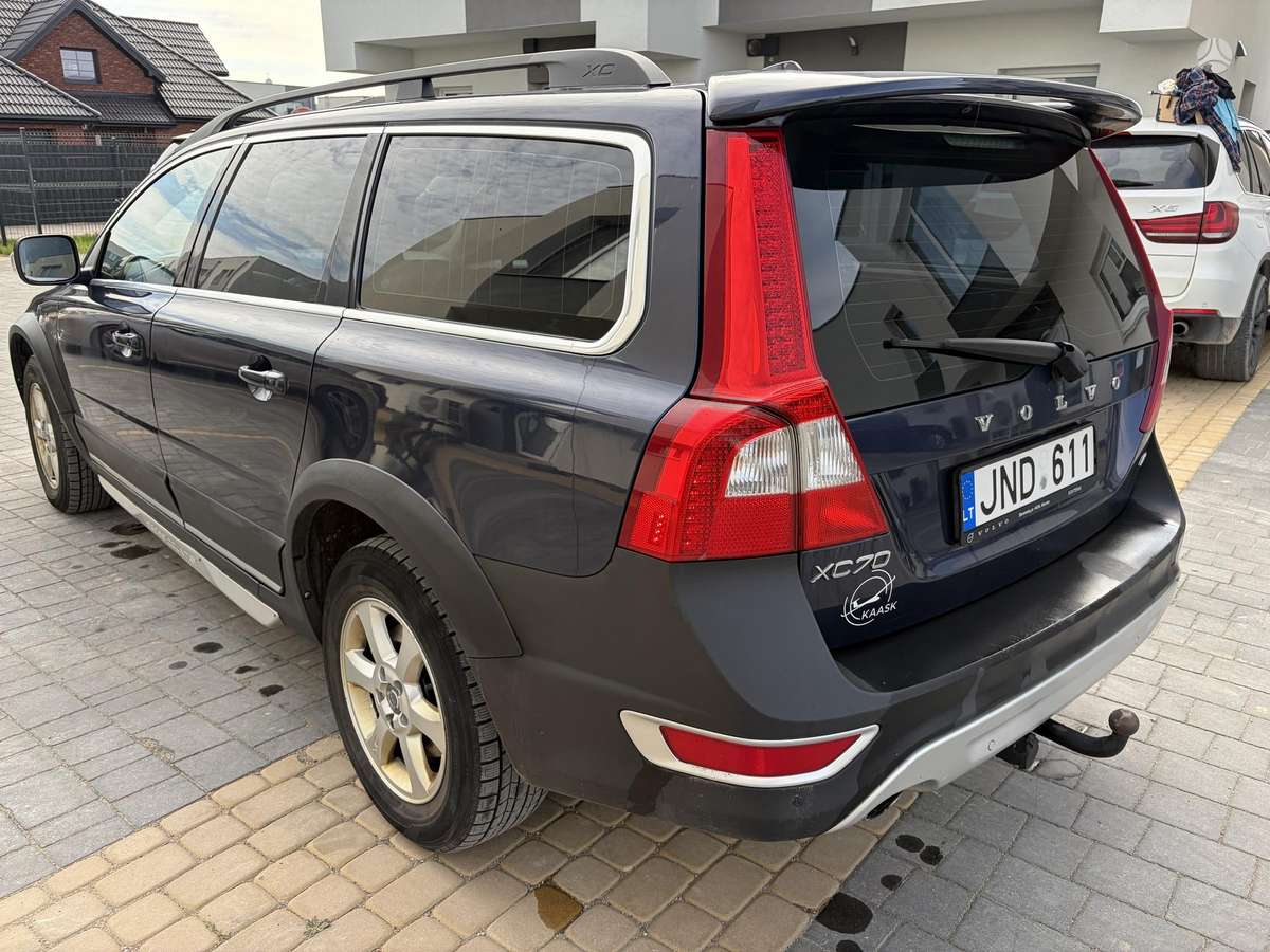 Volvo XC70 2010 — photo 6