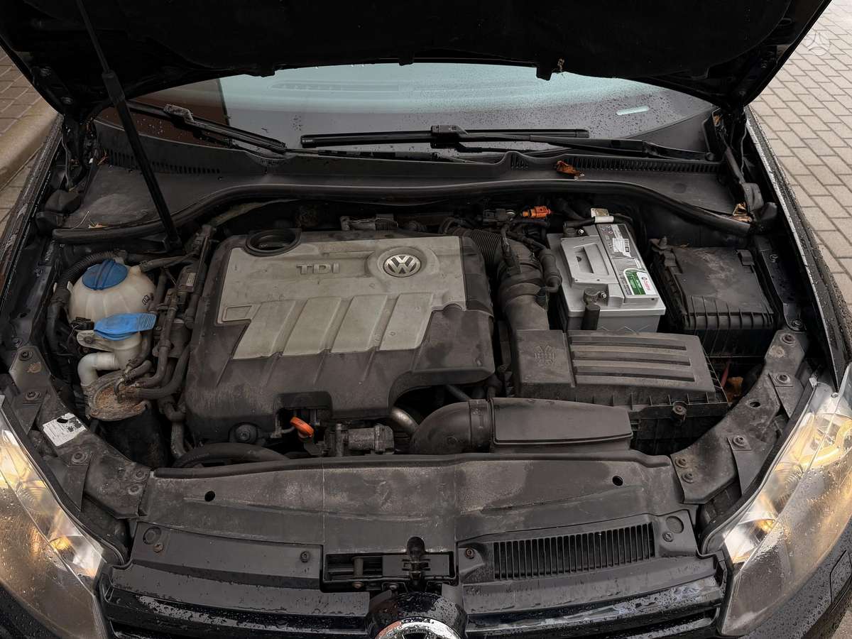 Volkswagen Golf 2010 — photo 13