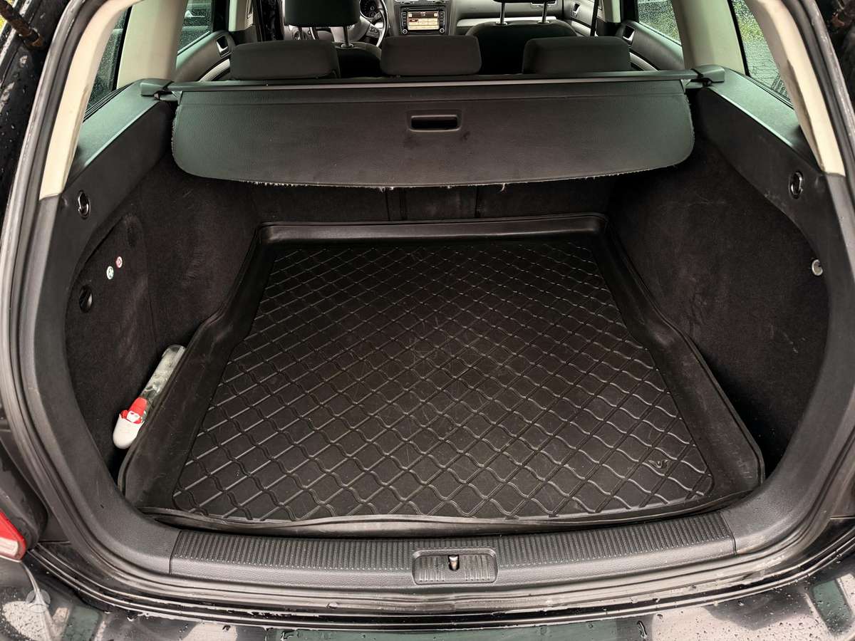 Volkswagen Golf 2010 — photo 18