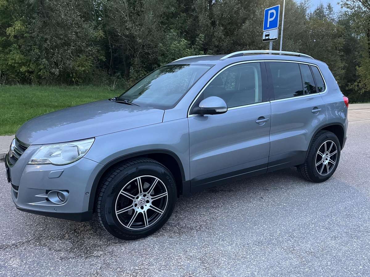 Volkswagen Tiguan 2010 — vehicle for AFU Ukraine