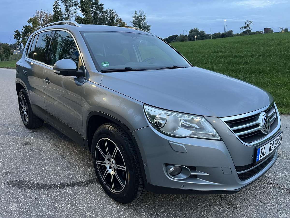 Volkswagen Tiguan 2010 — photo 10