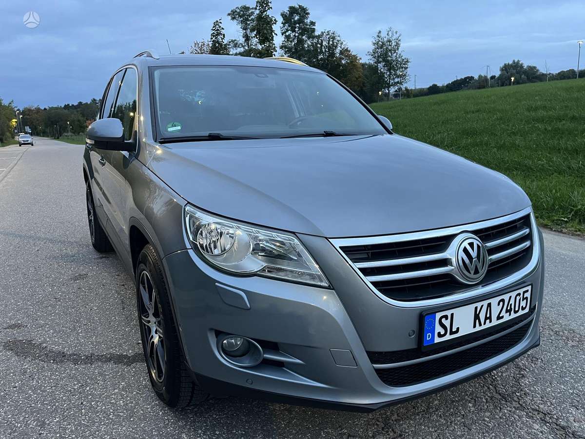 Volkswagen Tiguan 2010 — photo 11